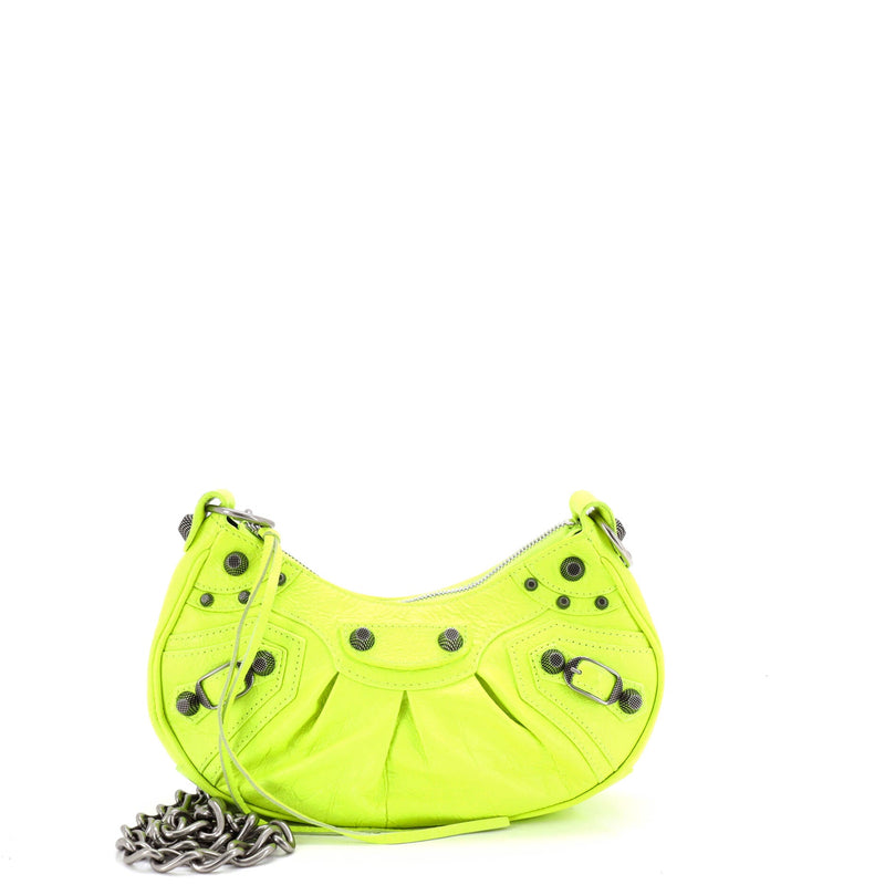 Le Cagole Giant Studs Chain Shoulder Bag