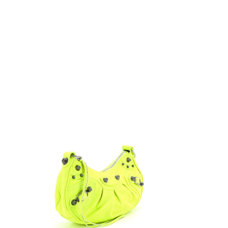 Le Cagole Giant Studs Chain Shoulder Bag