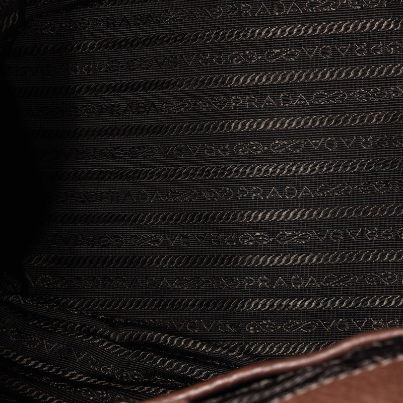 Buckle Wing Tote Vitello Daino Medium