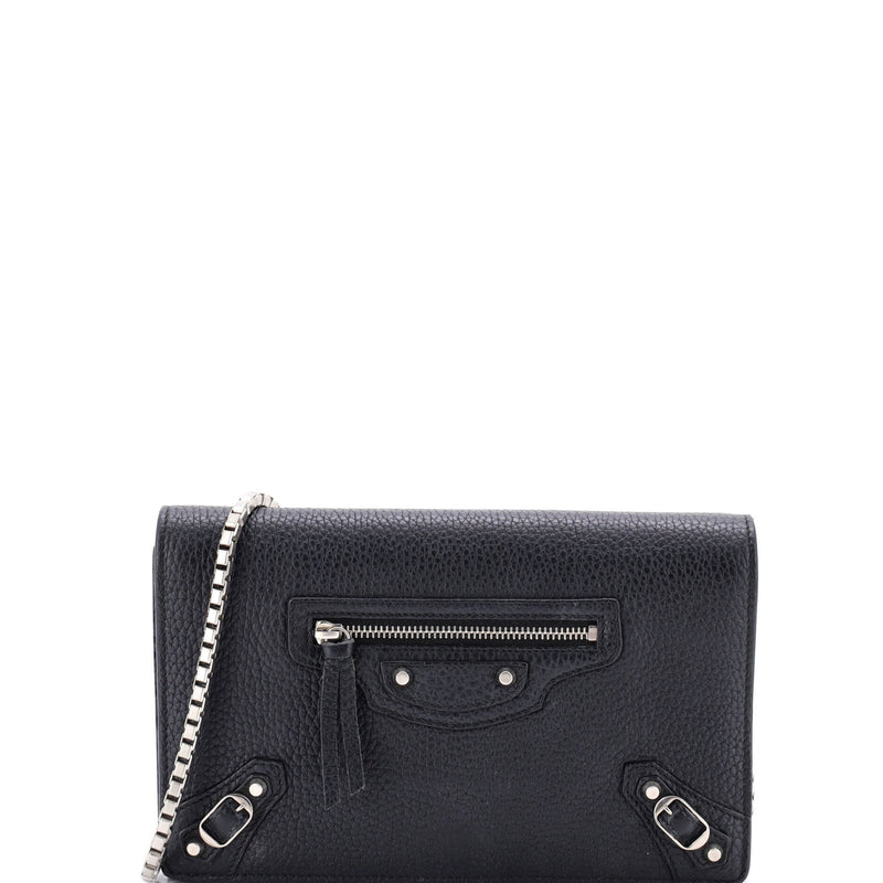 City Classic Studs Wallet On Chain