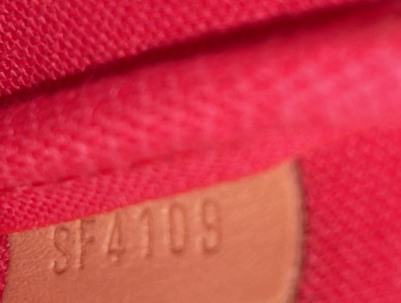 Pochette Accessoires Limited Edition