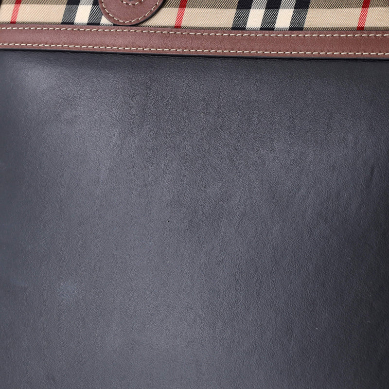 Title Two Handle Tote Leather With