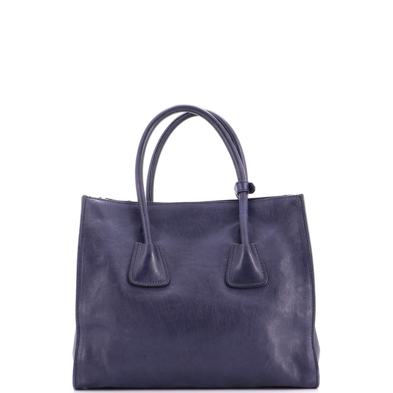 Twin Pocket Convertible Tote Leather