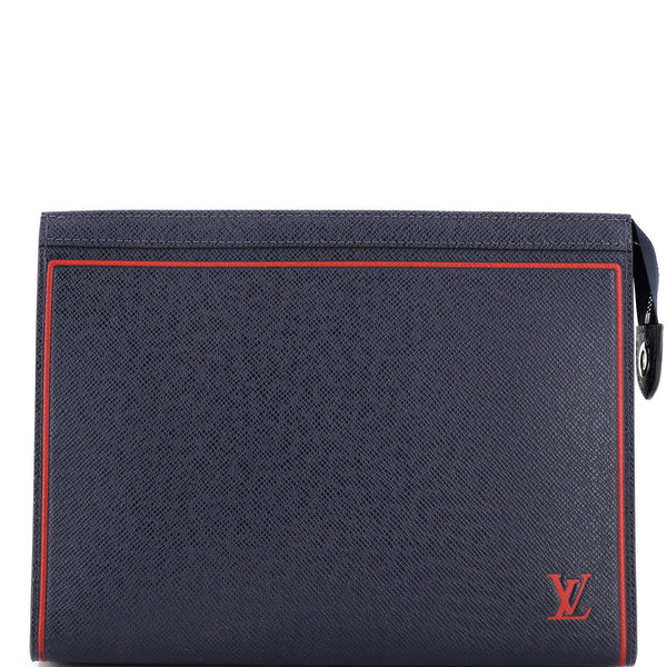 Pochette Voyage Taiga Leather Mm
