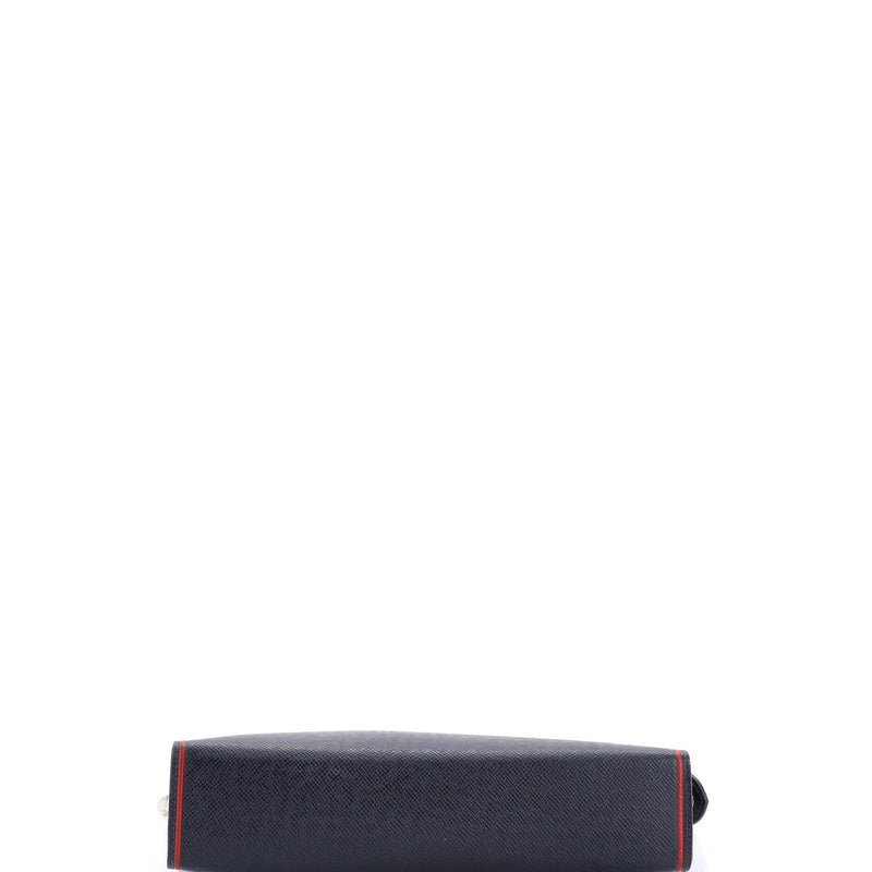 Pochette Voyage Taiga Leather Mm