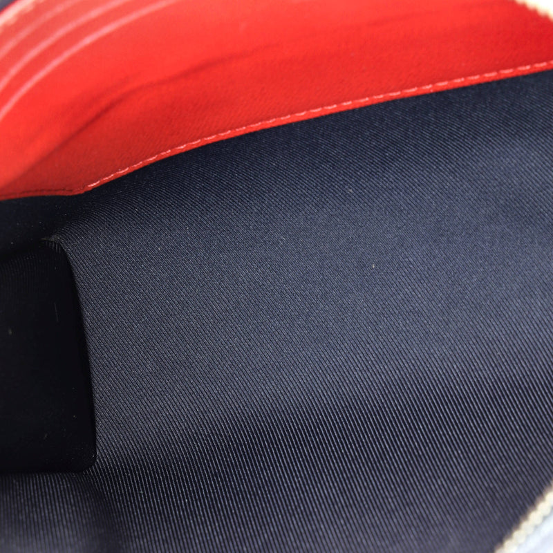 Pochette Voyage Taiga Leather Mm