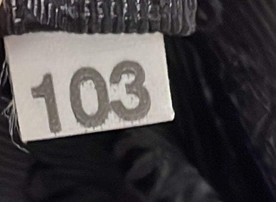 Flat Zip Crossbody Bag Vitello Daino