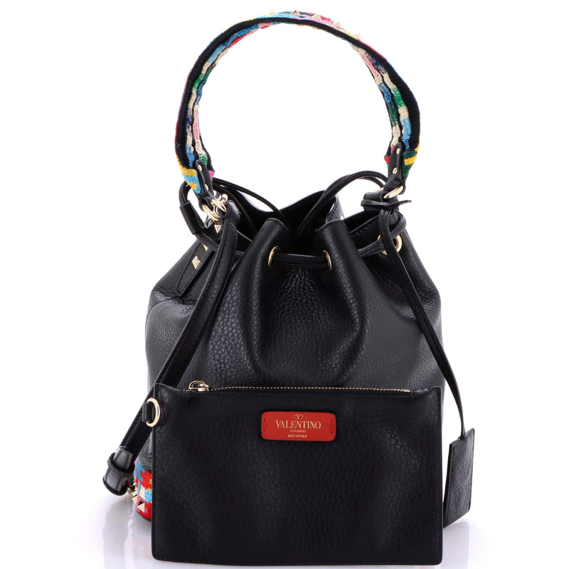 Geo Bucket Bag Leather With Embroidered
