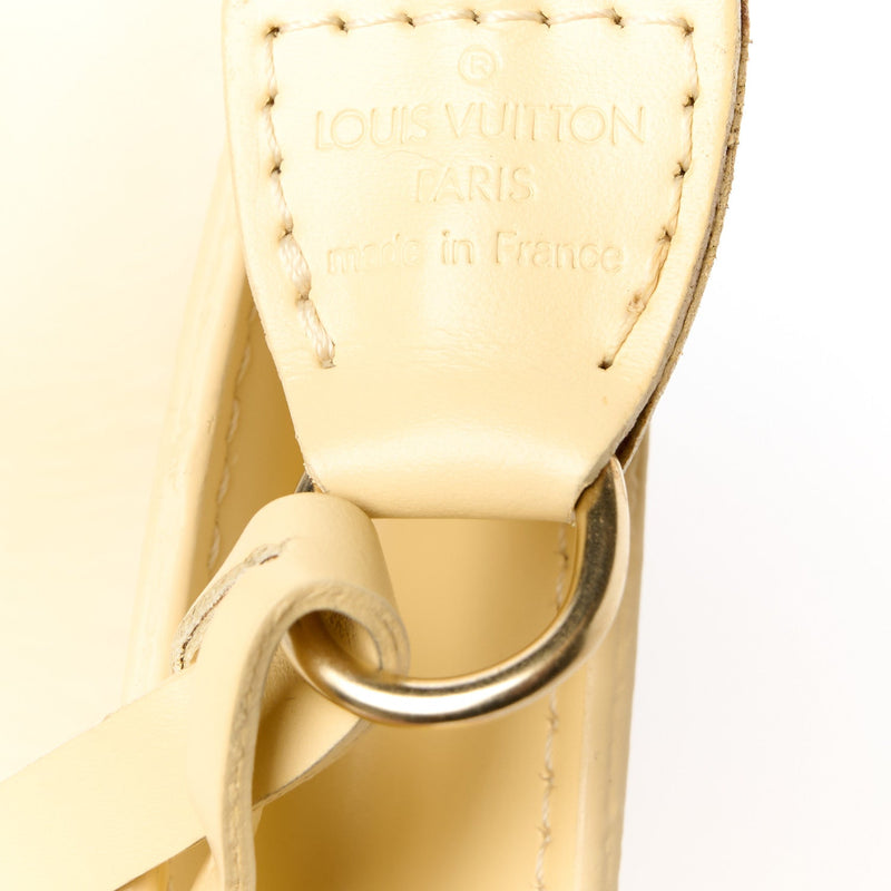 Epi Pochette Accessories 24 Vanilla