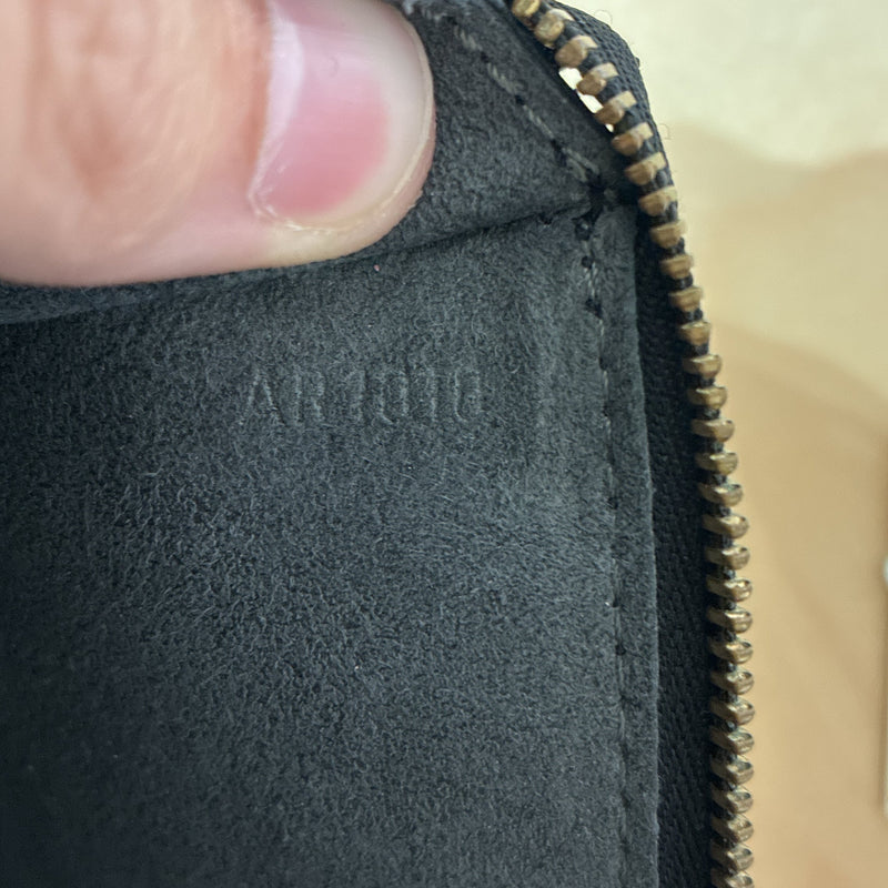 Pochette Accessoires Epi Leather