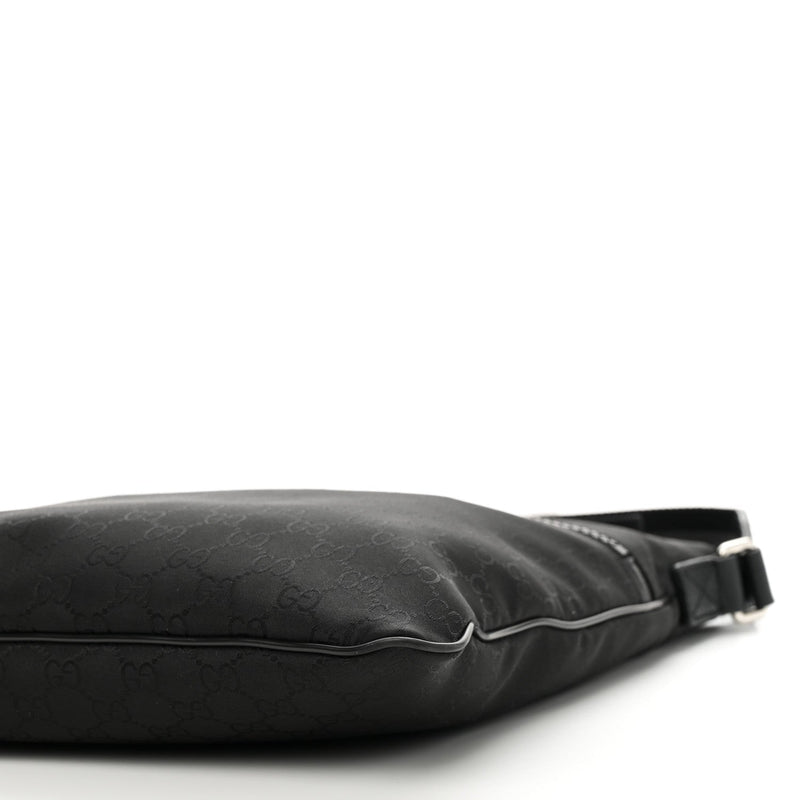 Nylon Medium Flat Messenger Bag Black