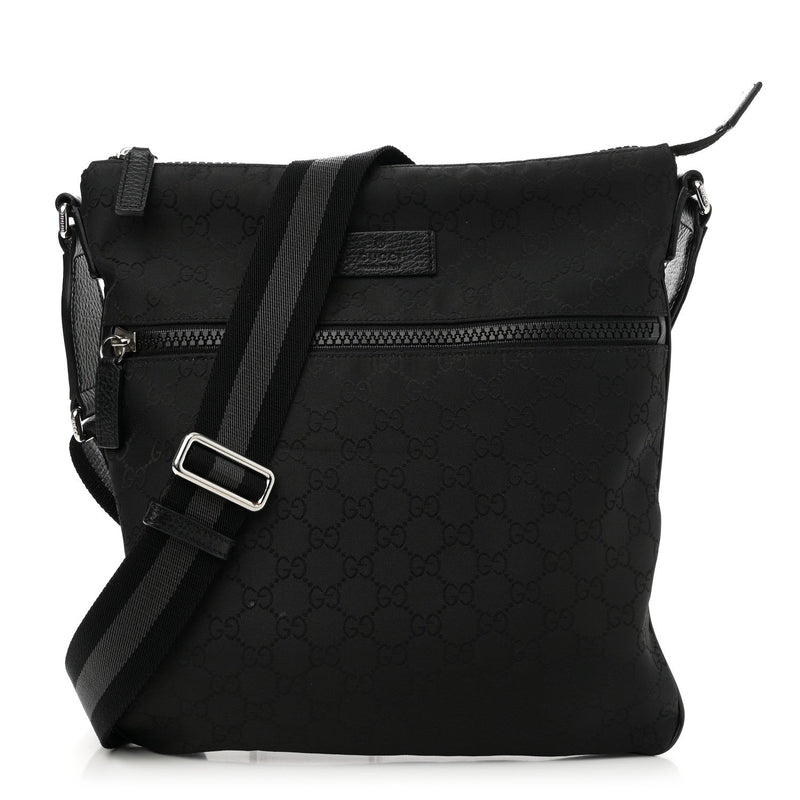 Nylon Medium Flat Messenger Bag Black