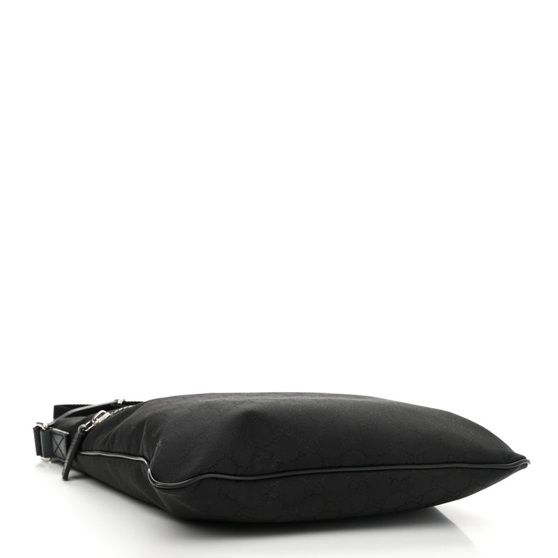 Nylon Medium Flat Messenger Bag Black