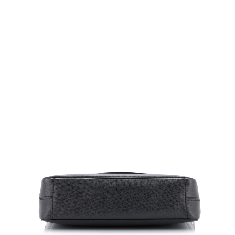 Roman Nm Handbag Taiga Leather Mm