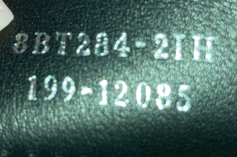 Kan I F Shoulder Bag Leather Medium