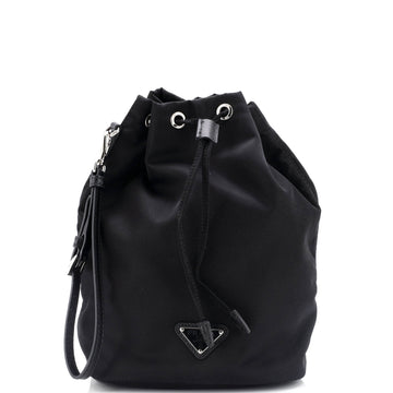 Drawstring Wristlet Bucket Bag Tessuto