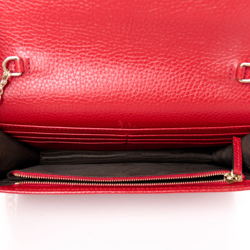 Pebbled Calfskin Soho Wallet On Chain