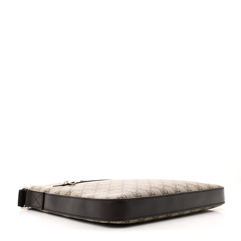 Gg Supreme Medium Flat Messenger Bag