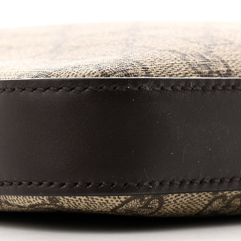 Gg Supreme Medium Flat Messenger Bag