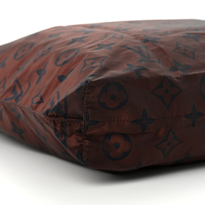 Nylon Cabas Escapade Tote Red