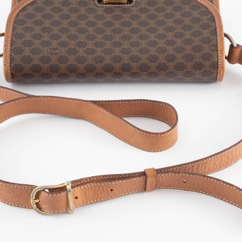 Vintage Saddle Flap Shoulder Bag Macadam