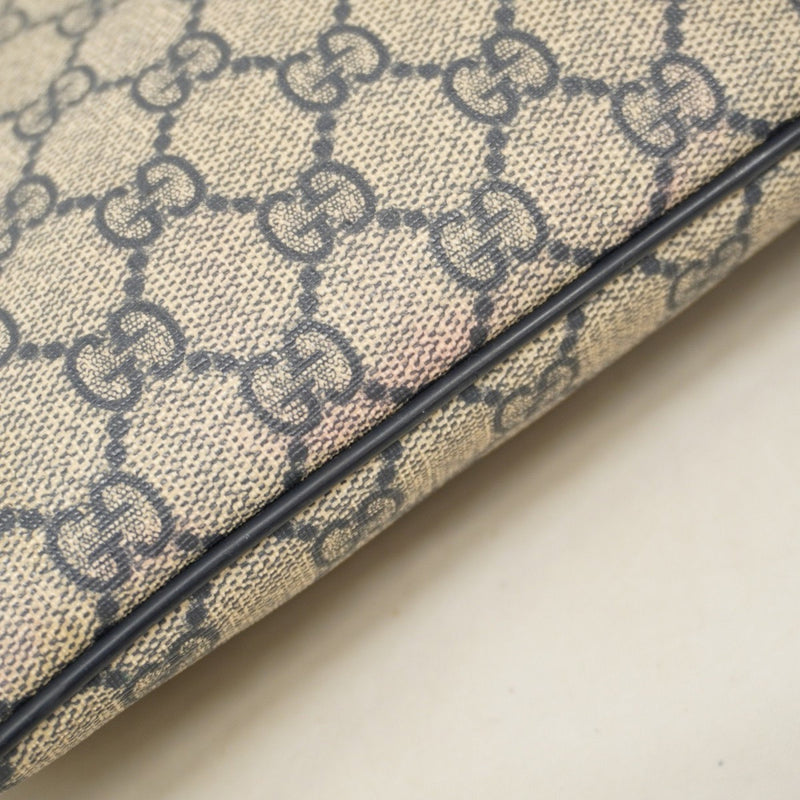 Zip Top Messenger Bag Gg Coated Canvas