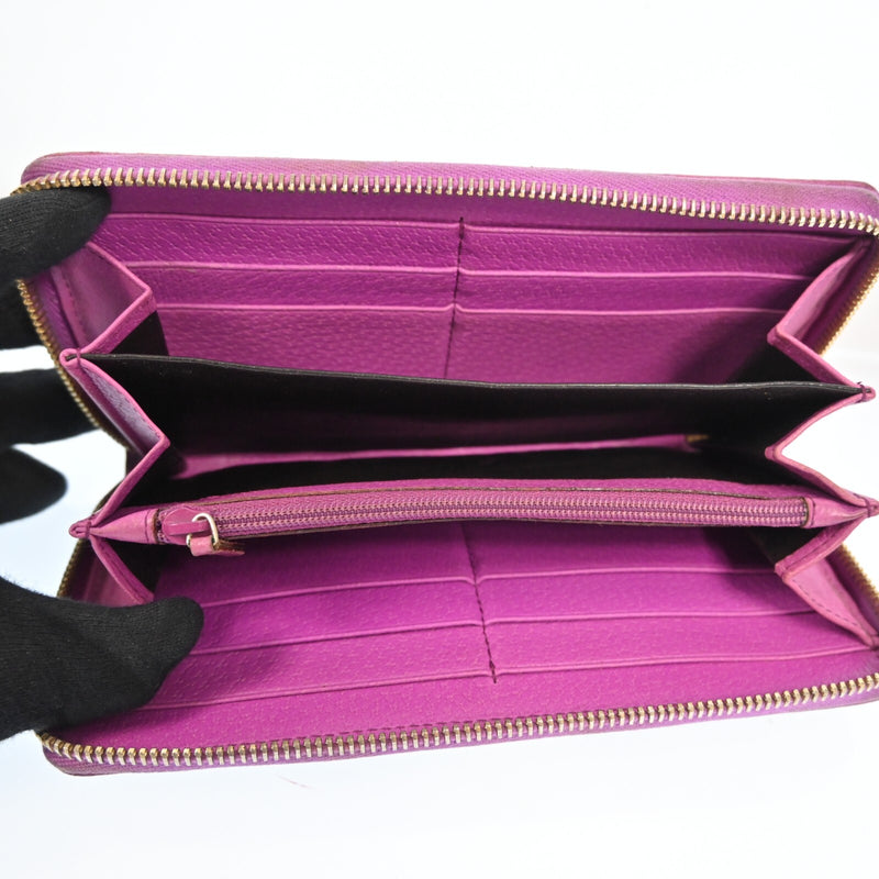 Gucci Gg Canvas Leather Round