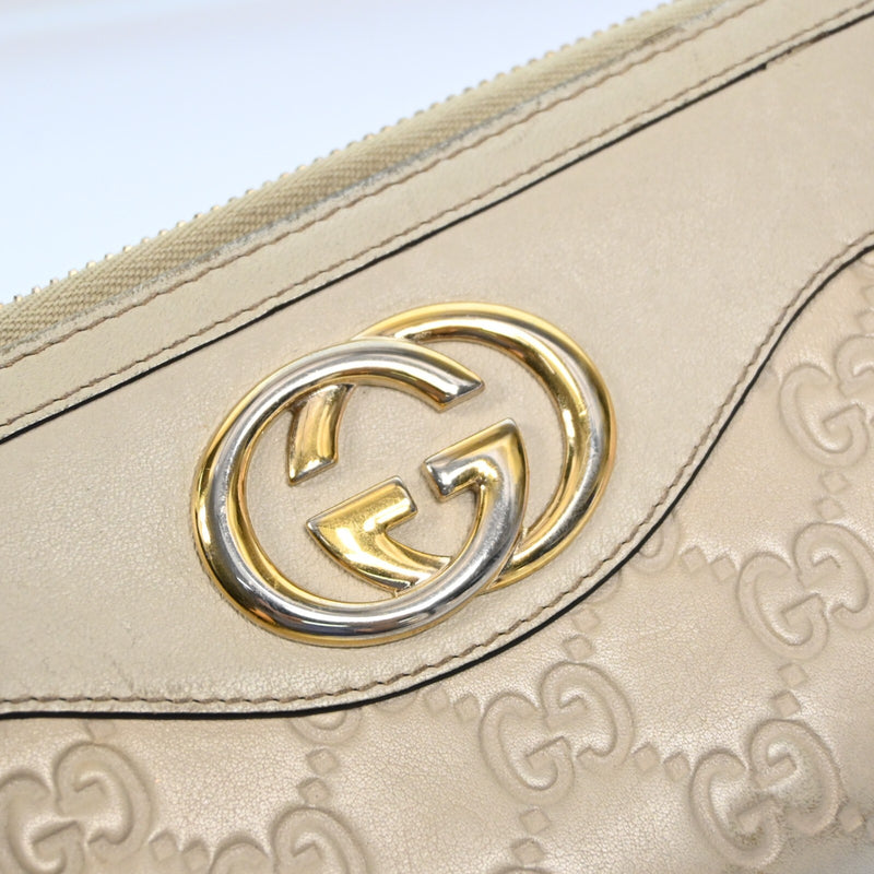 Gucci Gg Interlocking Leather Round
