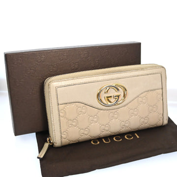 Gucci Gg Interlocking Leather Round