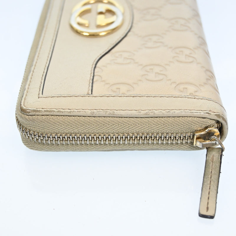 Gucci Gg Interlocking Leather Round