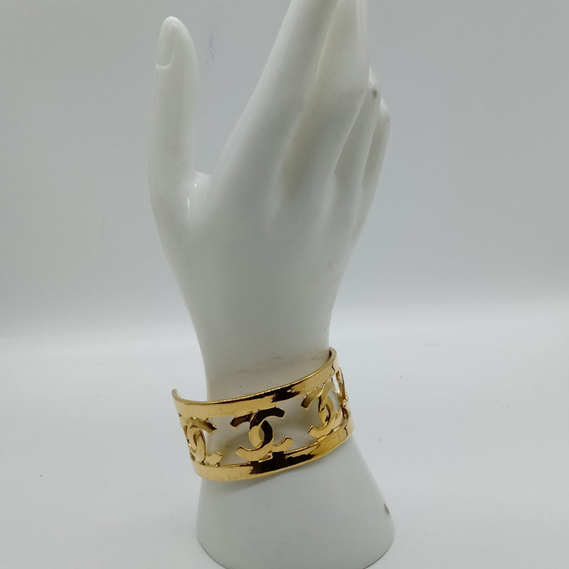 Chanel Bangle Gold 95 P