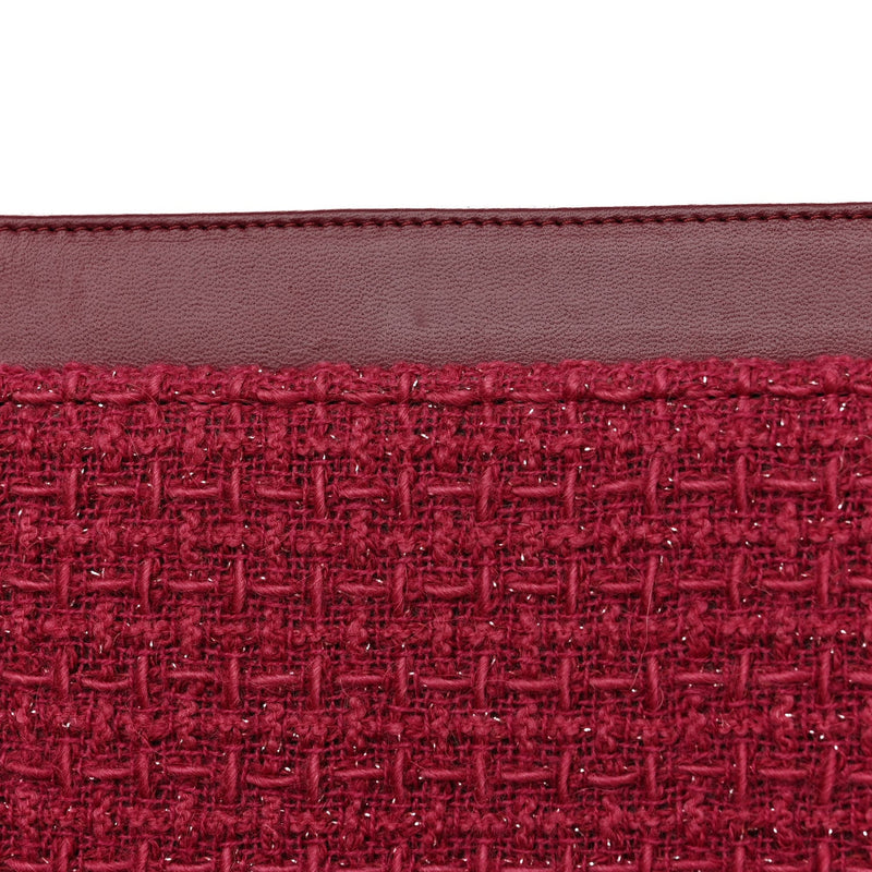 Tweed Chain Around Tablet Holder