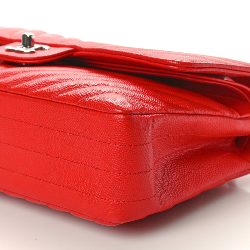 Caviar Chevron Quilted Medium Double