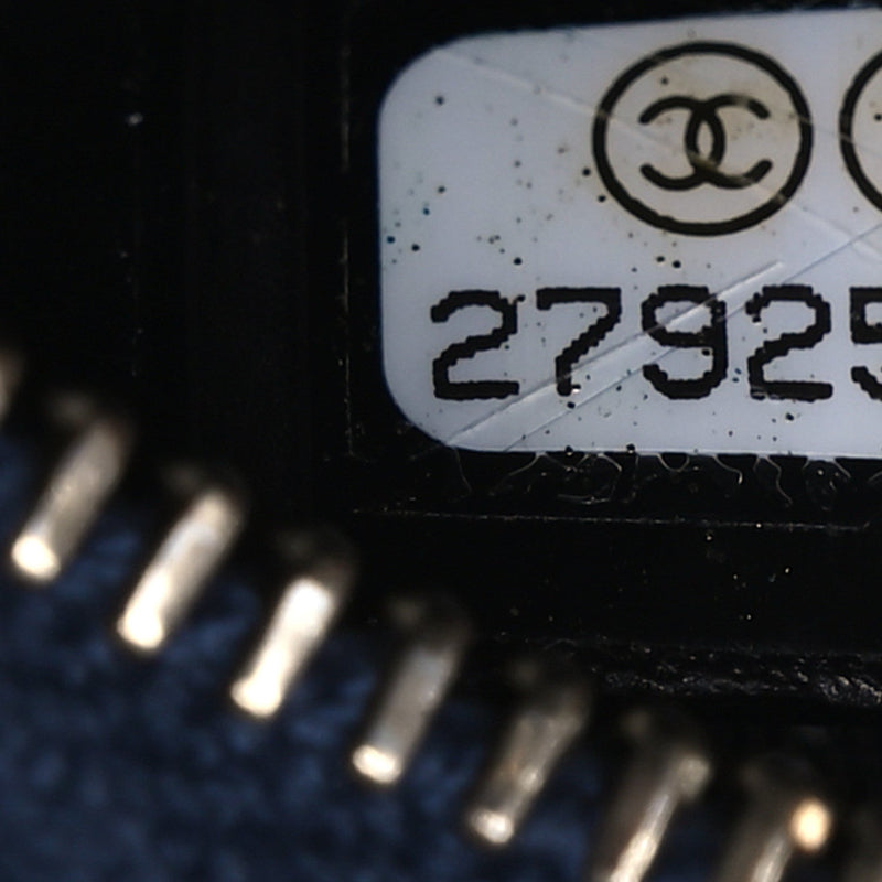 Caviar Quilted Round Filigree Crossbody