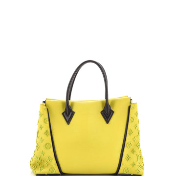 W Tote Veau Cachemire Calfskin Pm