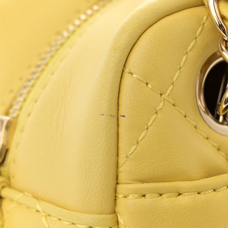 Calfskin Quilted Reissue Medium Camera