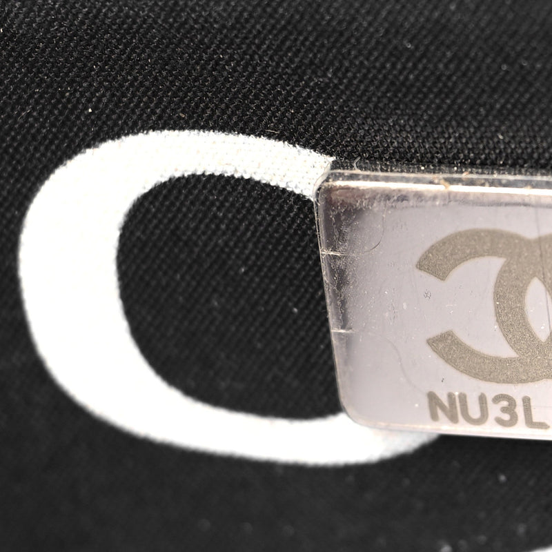 Caviar Quilted Cc Logo Wallet On Chain