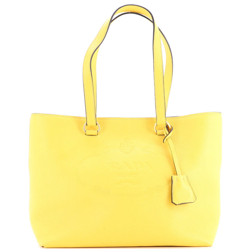 Embossed Logo Open Tote Vitello Daino