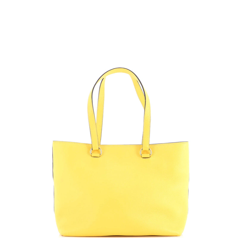 Embossed Logo Open Tote Vitello Daino