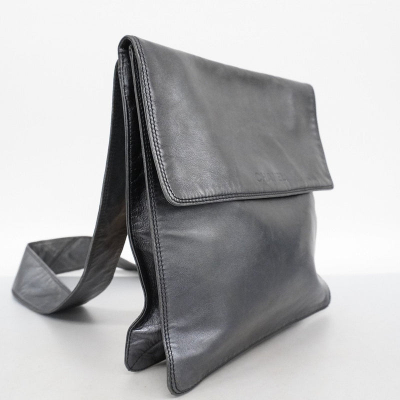 Vintage Logo Flap Messenger Bag Leather