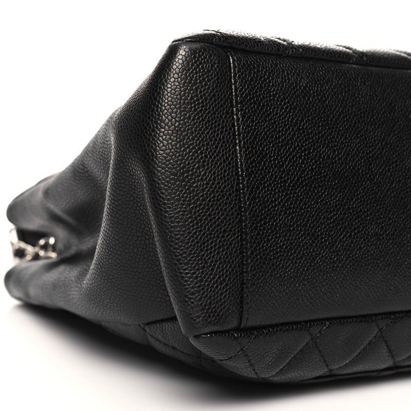 Caviar Quilted Grand Shopping Tote Gst