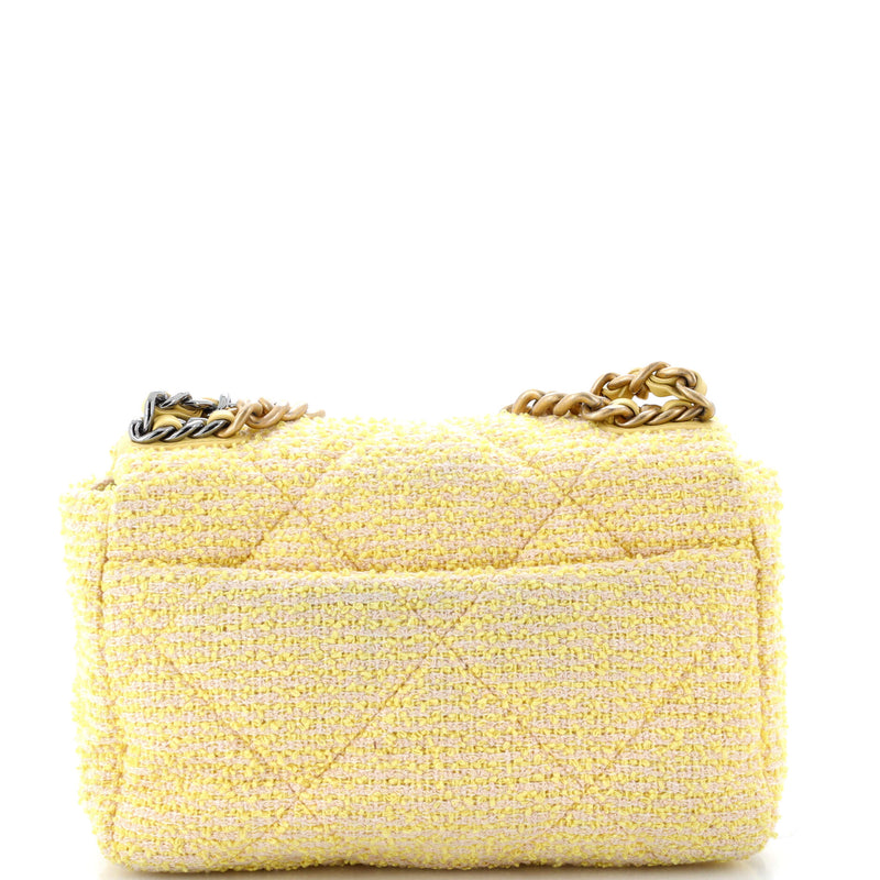 19 Flap Bag Quilted Tweed Medium