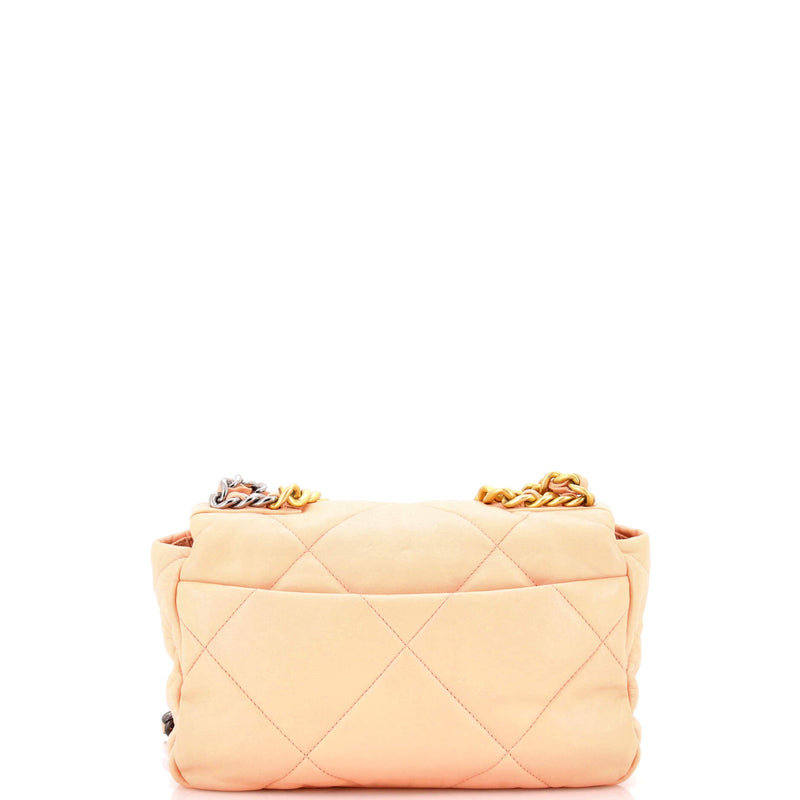 19 Flap Bag Quilted Leather Medium