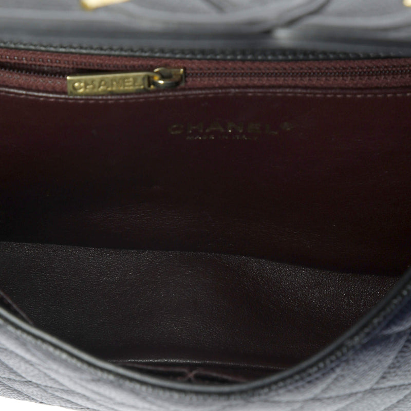 Filigree Flap Bag Quilted Caviar Medium