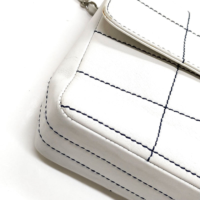 No Tariff Chanel Shoulder Bag White