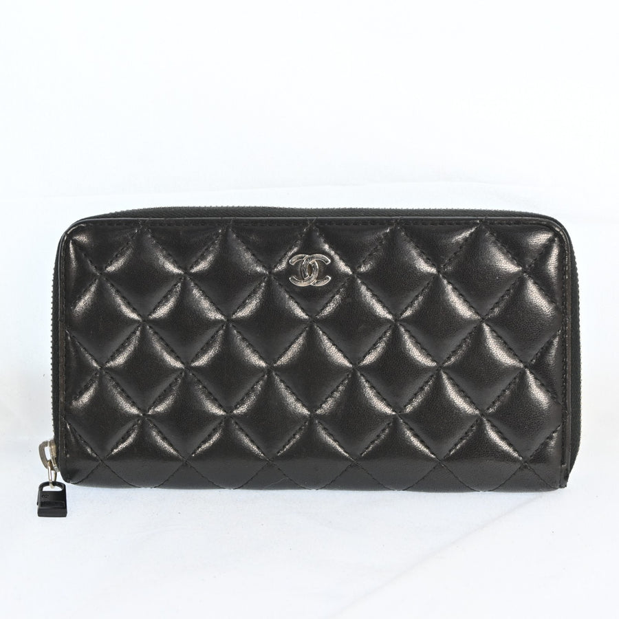Chanel Zippy Wallet Matelasse Purse Lamb
