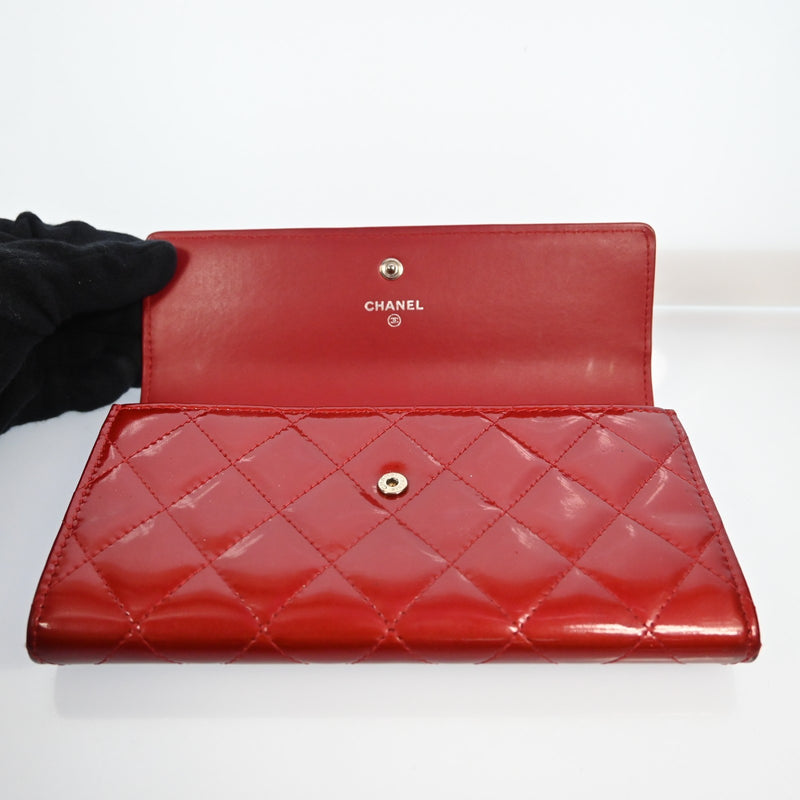 Chanel Zippy Wallet Coco Mark