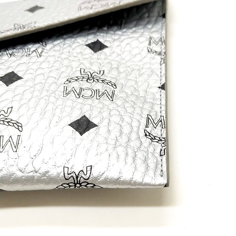 No Tariff Mcm Clutch Bag Silver Pvc