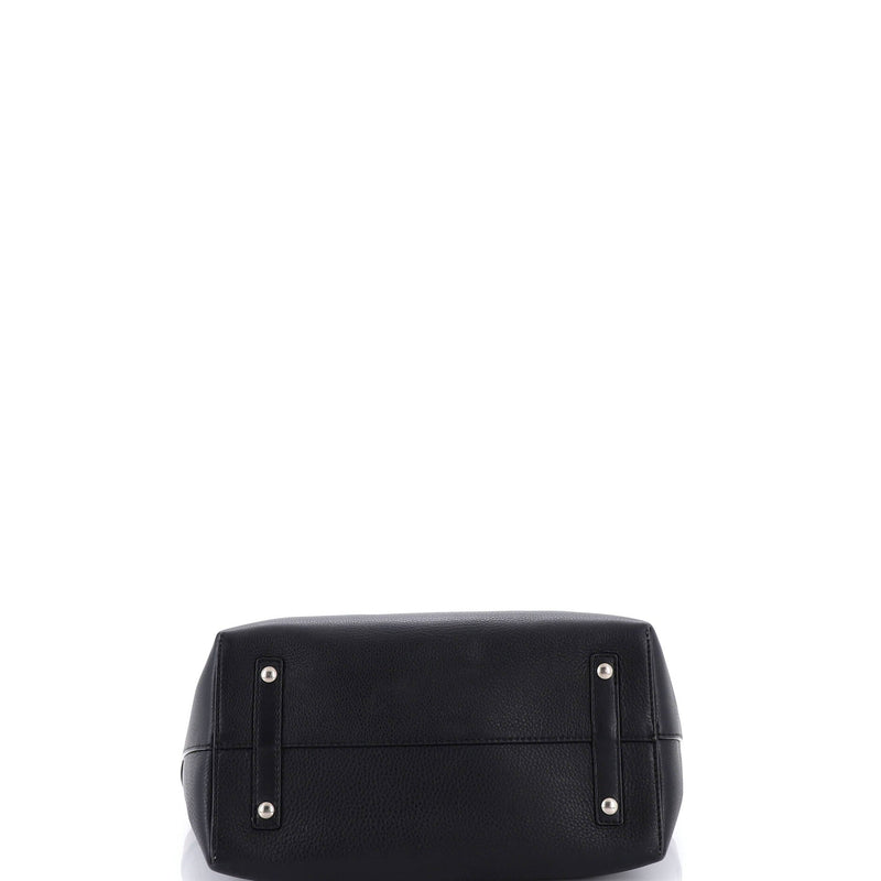 Belt Tote Leather Medium