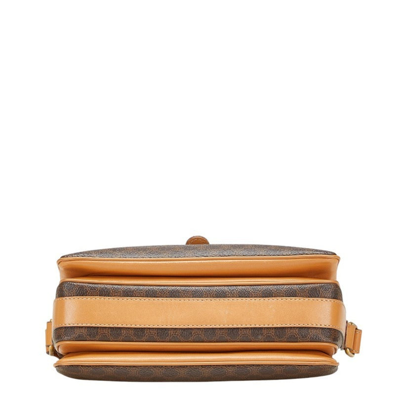 Triomphe Shoulder Bag Coated